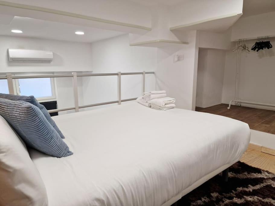 Seco Calle, Precisos Loft Super Equipado Cerca De Metro Pacifico มาดริด ภายนอก รูปภาพ