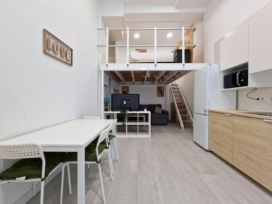Seco Calle, Precisos Loft Super Equipado Cerca De Metro Pacifico มาดริด ภายนอก รูปภาพ